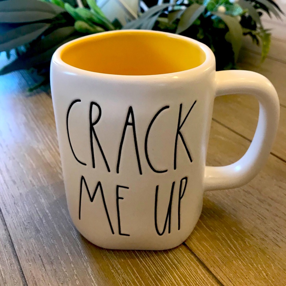 NEW Rae Dunn MUG
